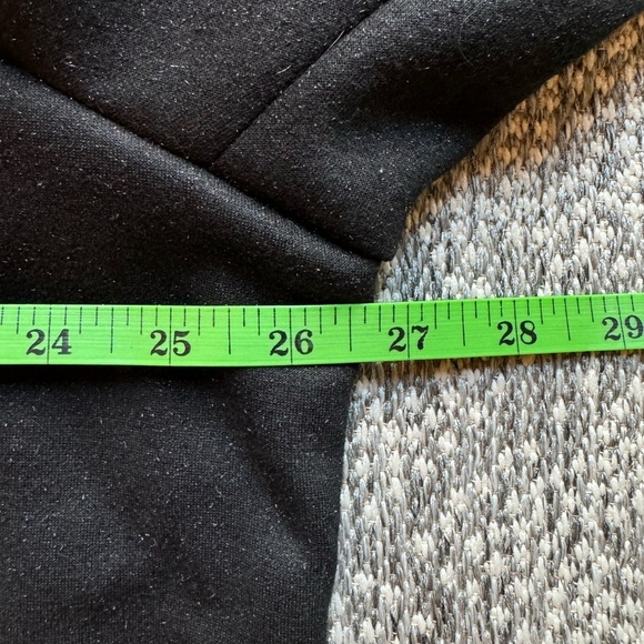 TORRID Black Sparkling Crop Blazer - Size 4 (4X) - Picture 9 of 14